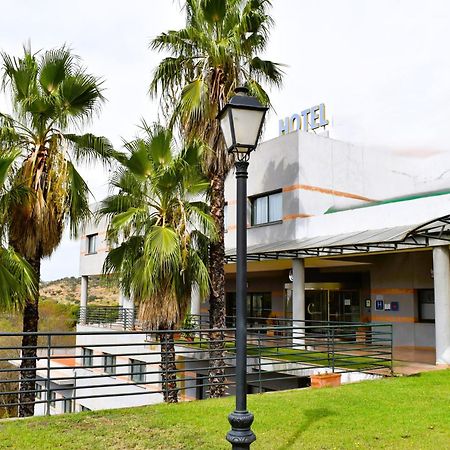 Hospedium Hotel Dona Mafalda De Castilla Plasencia Ngoại thất bức ảnh