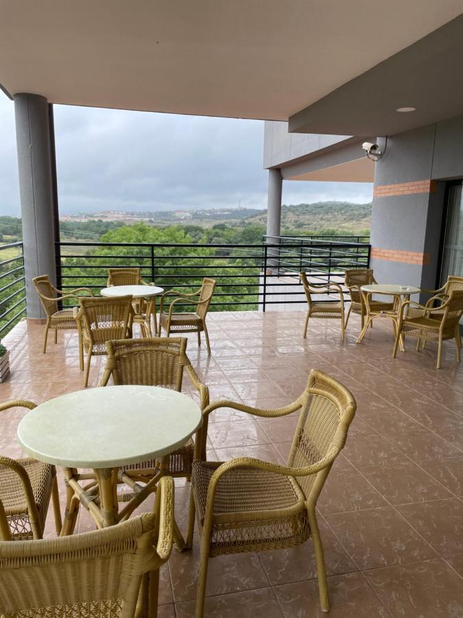 Hospedium Hotel Dona Mafalda De Castilla Plasencia Ngoại thất bức ảnh