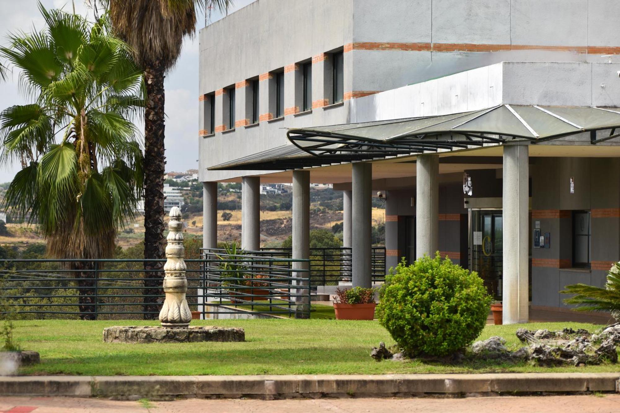 Hospedium Hotel Dona Mafalda De Castilla Plasencia Ngoại thất bức ảnh